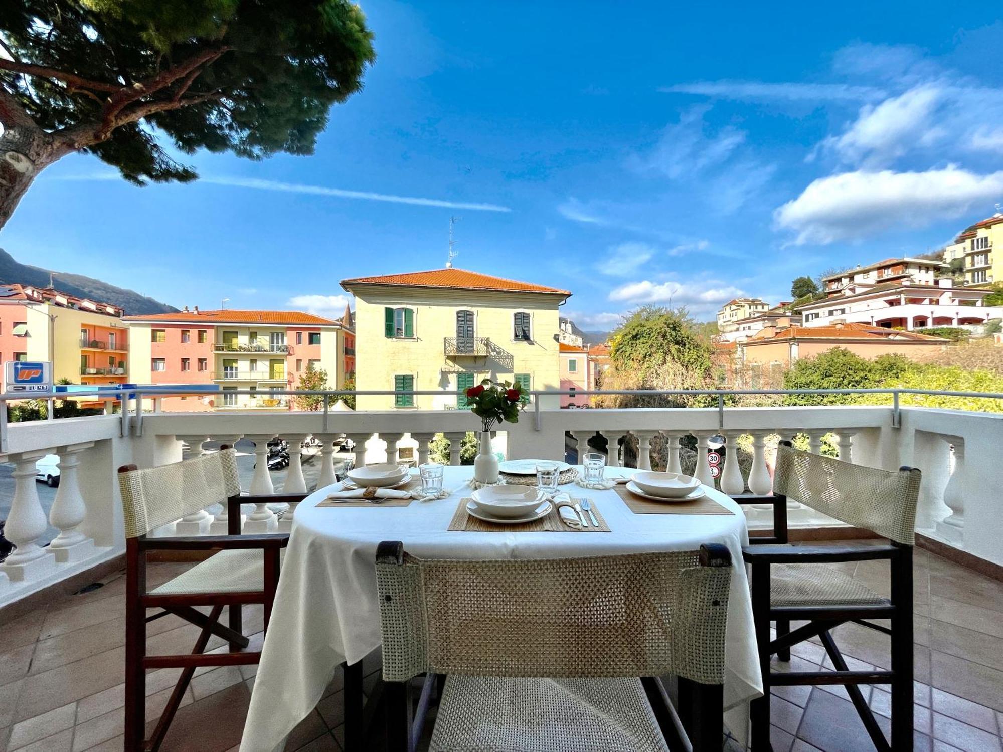 Villa Migliorini Lusso & Comfort In Finalborgo. Finale Ligure Kültér fotó